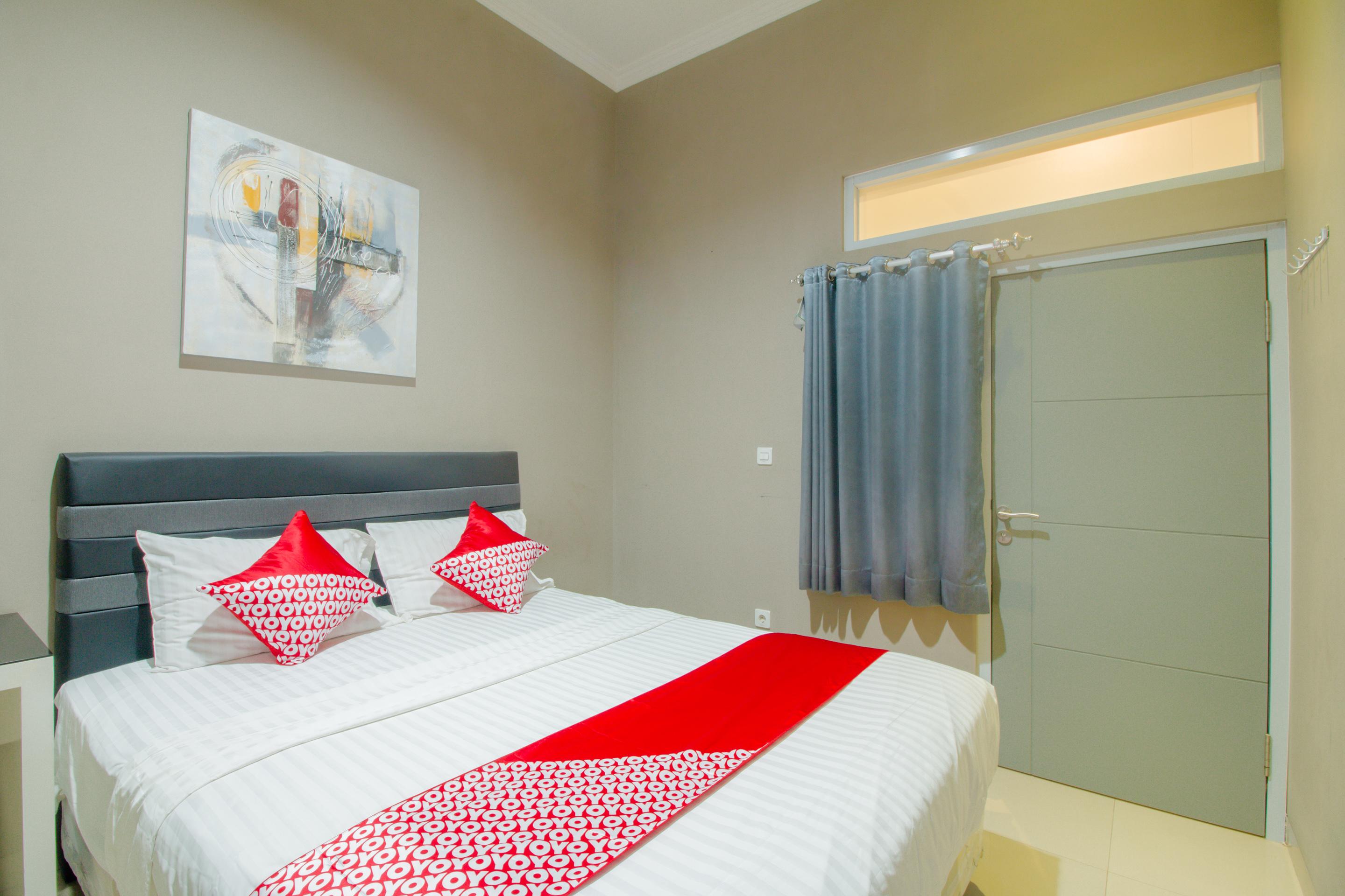 Oyo 871 Aira Costel Hotel Cianjur Eksteriør billede